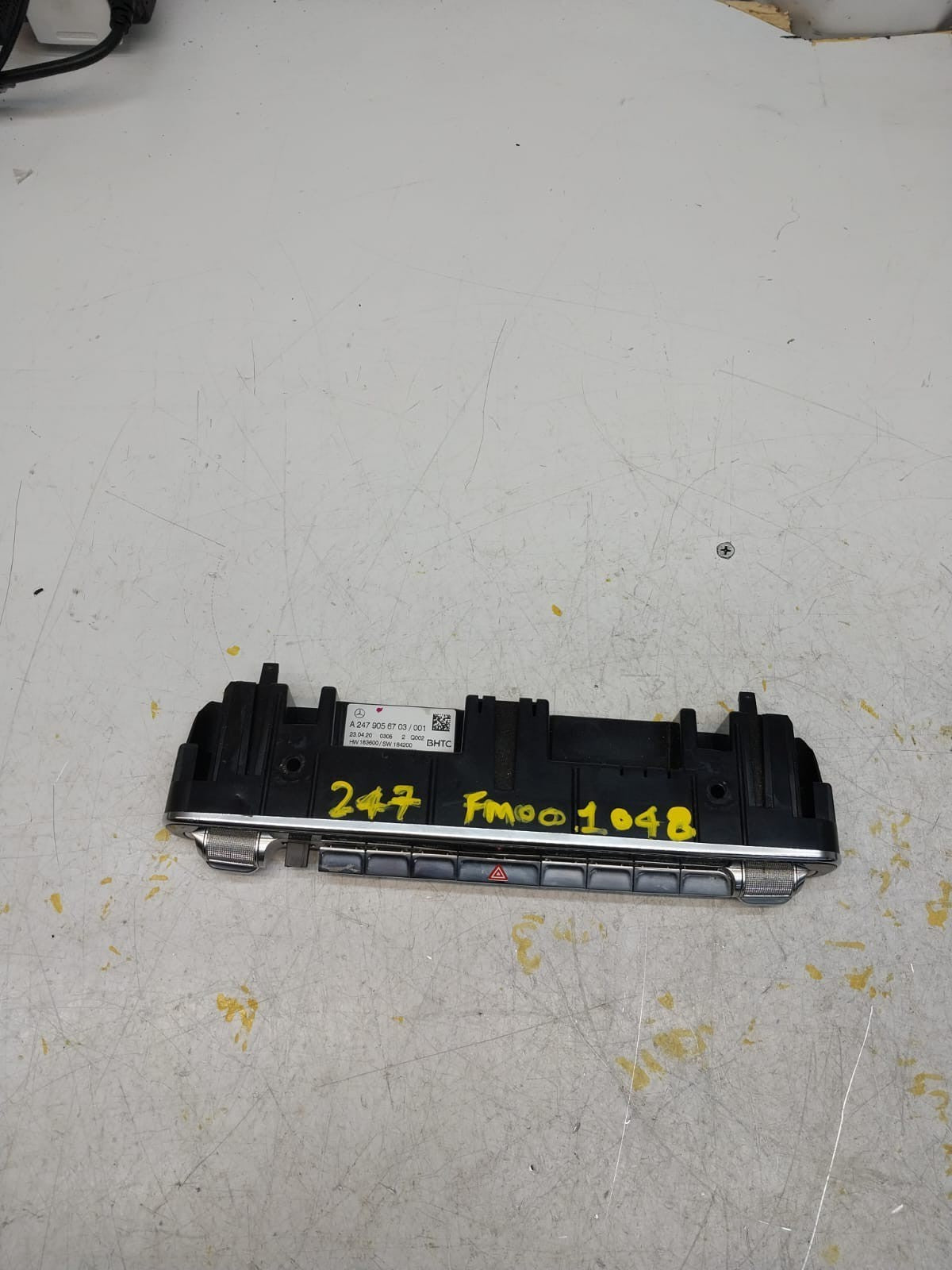MERCEDES A B CLASS W177 W247 HEATER CLIMATE CONTROL PANEL A2479056703  FM001048