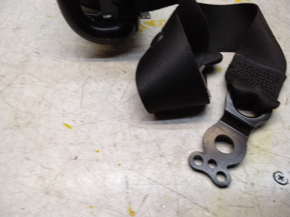 MERCEDES C-CLASS W205 SEAT BELT REAR RIGHT DRIVER SIDE A2058600685 FMS313 OSR