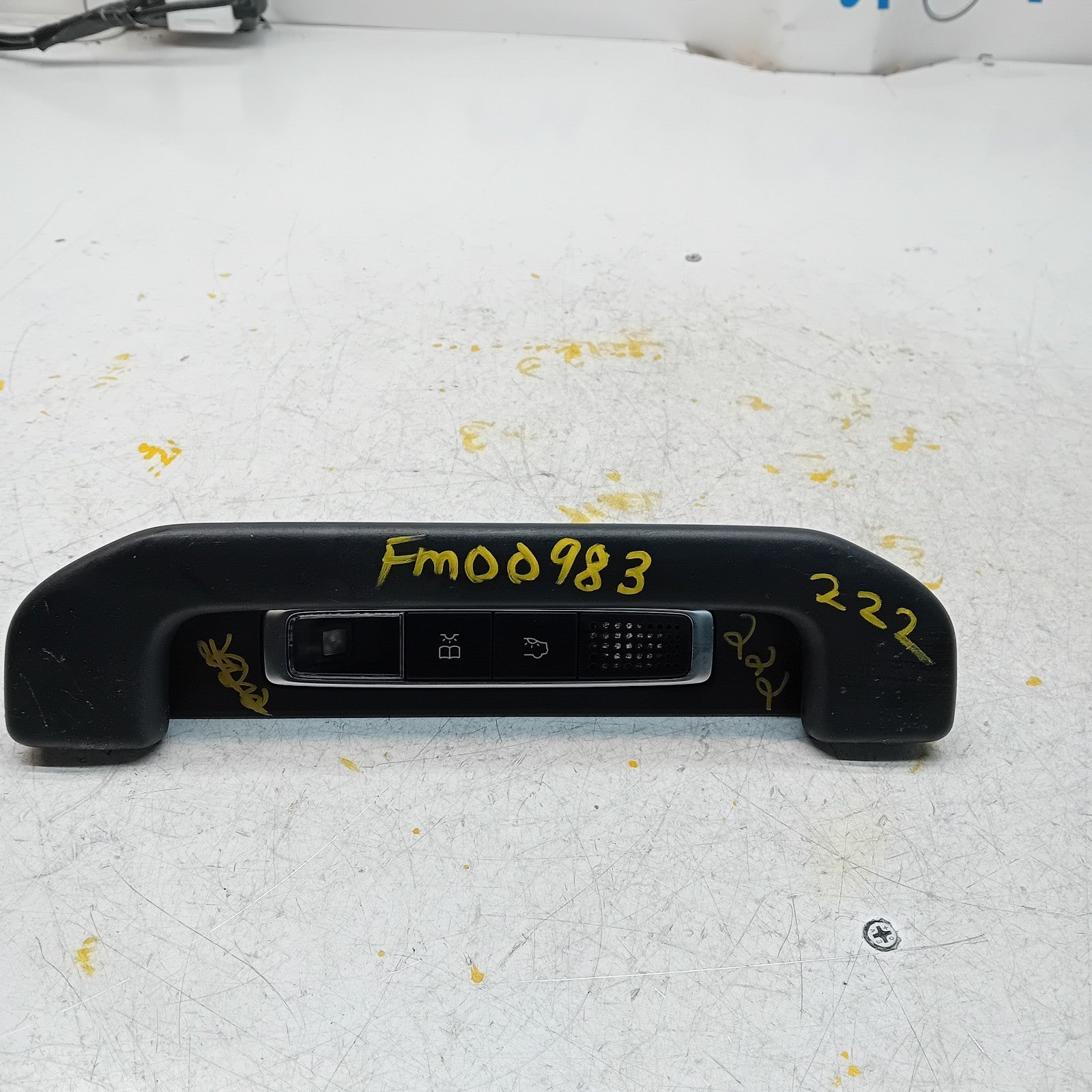 MERCEDES S-CLASS W222 INTERIOR LIGHT GRAB REAR HANDLE A0009062704 FM00983