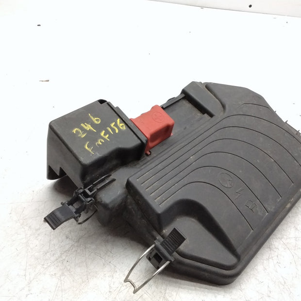 MERCEDES BENZ  B-CLASS  W246 FUSE RELAY JUNCTION BOX LID A2465400182  FMF156