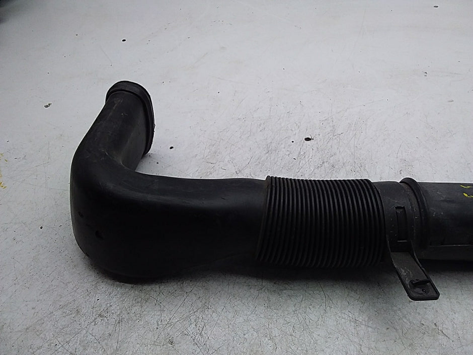 MERCEDES BENZ E-CLASS W212 AIR INTAKE TUBE A6510903437 FMI11