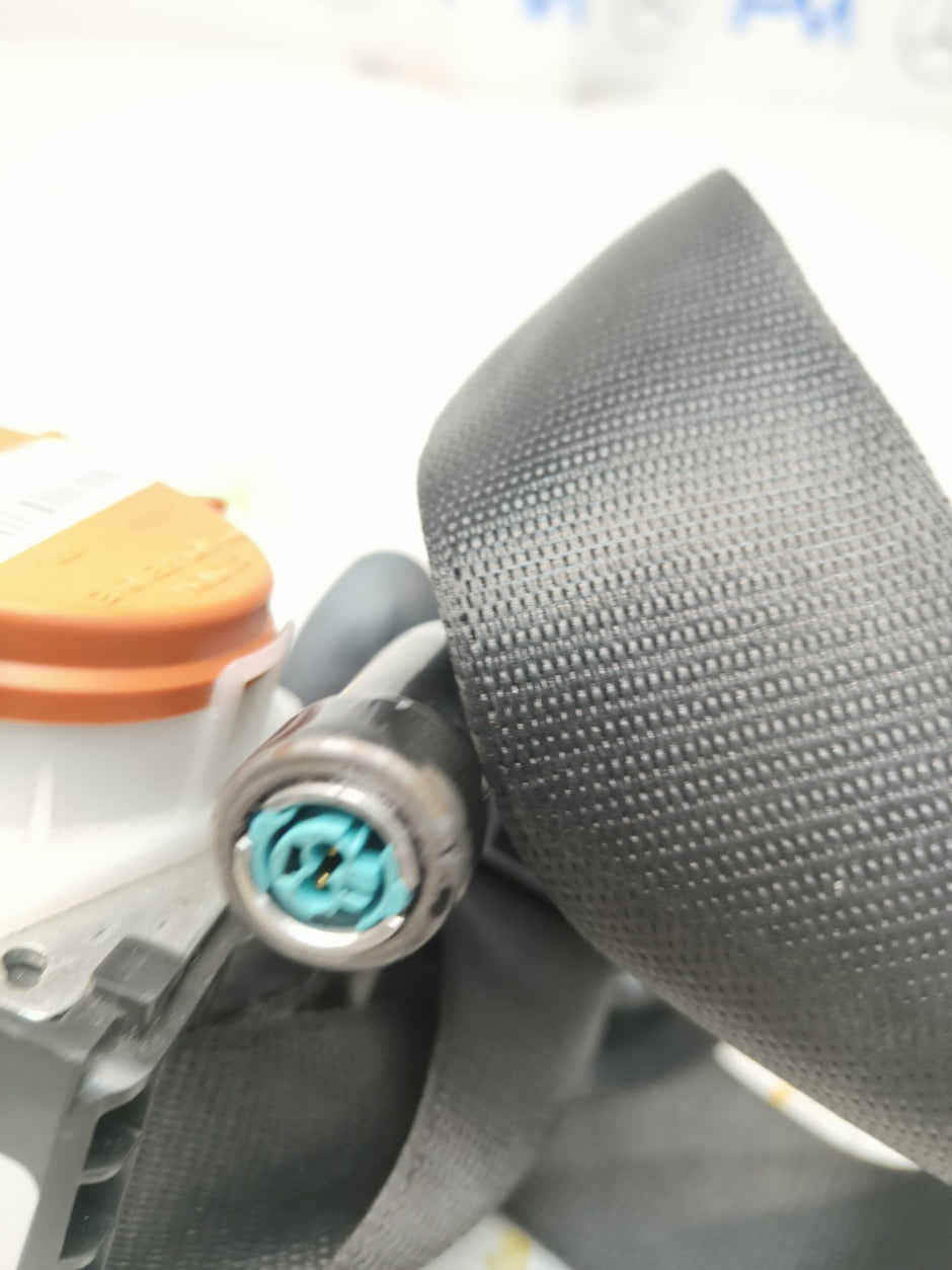MERCEDES A CLASS FRONT LEFT SEAT BELT WITH PRETENSIONER A1778600800 FMS35 NSF