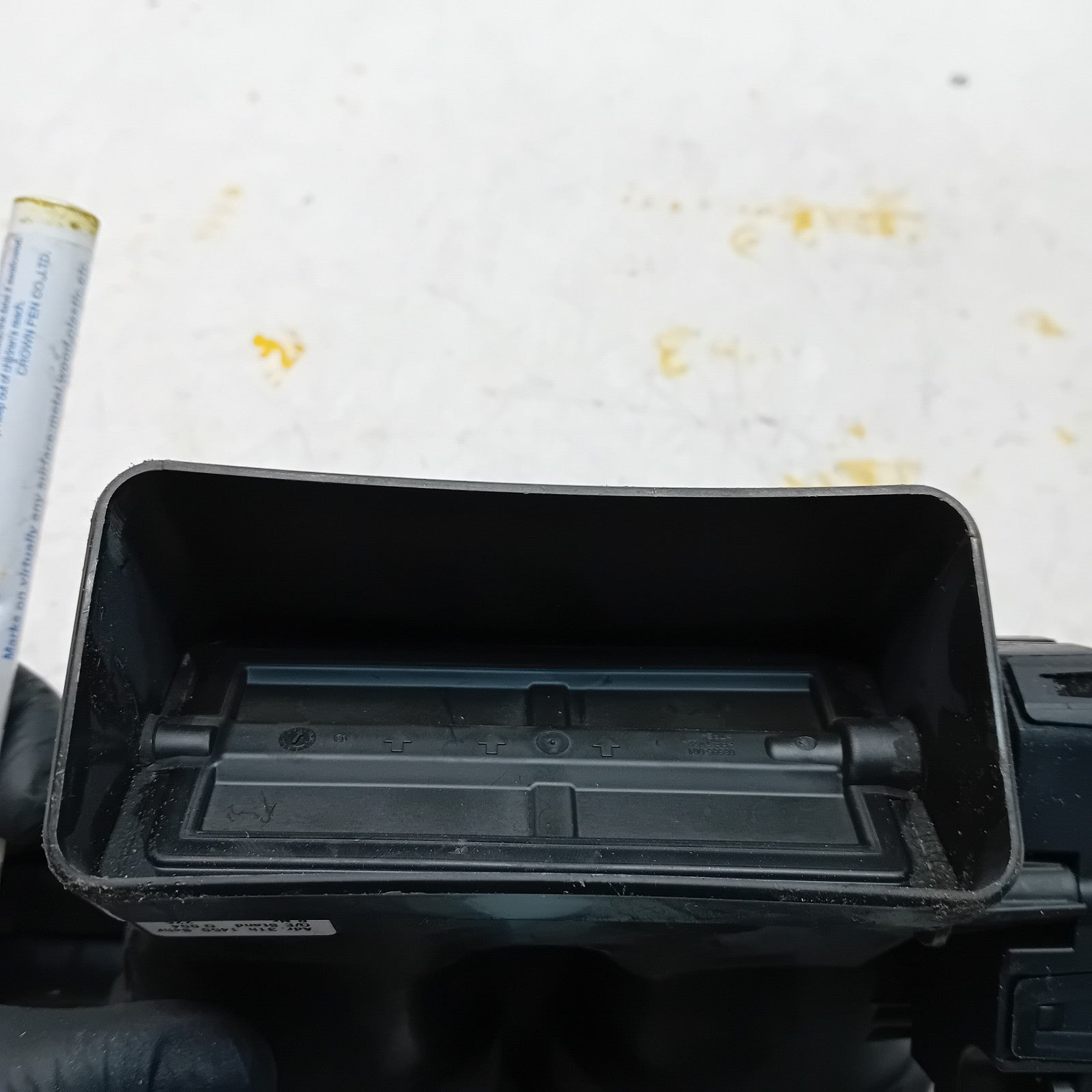 MERCEDES BENZ S CLASS AIR INTAKE TUBE A2228310345 FM00980