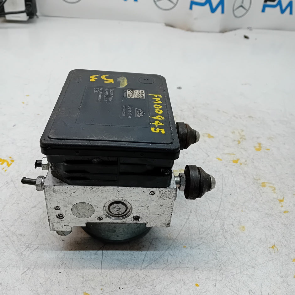 MITSUBISHI OUTLANDER MK3 ABS PUMP   MODULE 4670B231 FM00945