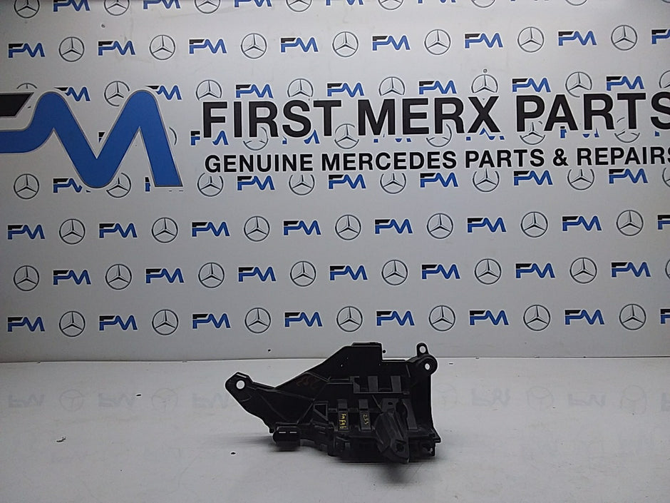 MERCEDES BENZ GLC CLASS W253 FUSE BOX RELAY DISTRIBUTION BOX A2535409715 FMF46
