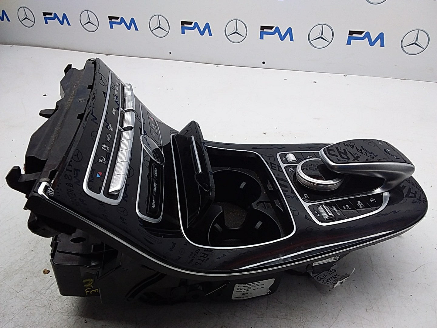 2016-2019 MERCEDES E CLASS W213 CENTRE  CONSOLE  A2135407521 FMK01