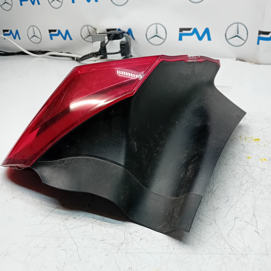 MERCEDES GLA W156 2015 REAR DRIVER O/S TAIL LIGHT A1569062058 FMT69