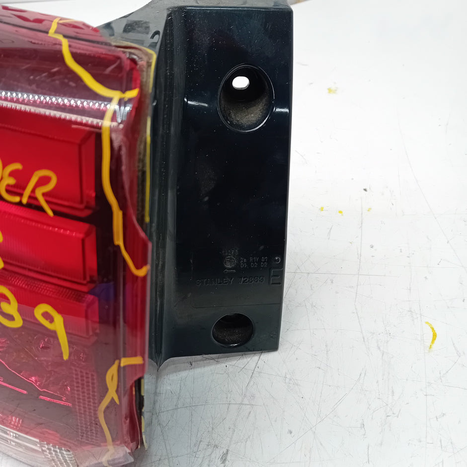 MITSUBISHI OUTLANDER MK3 2015-19 PASSENGER SIDE NS OUTER REAR TAIL LIGHT FMT139