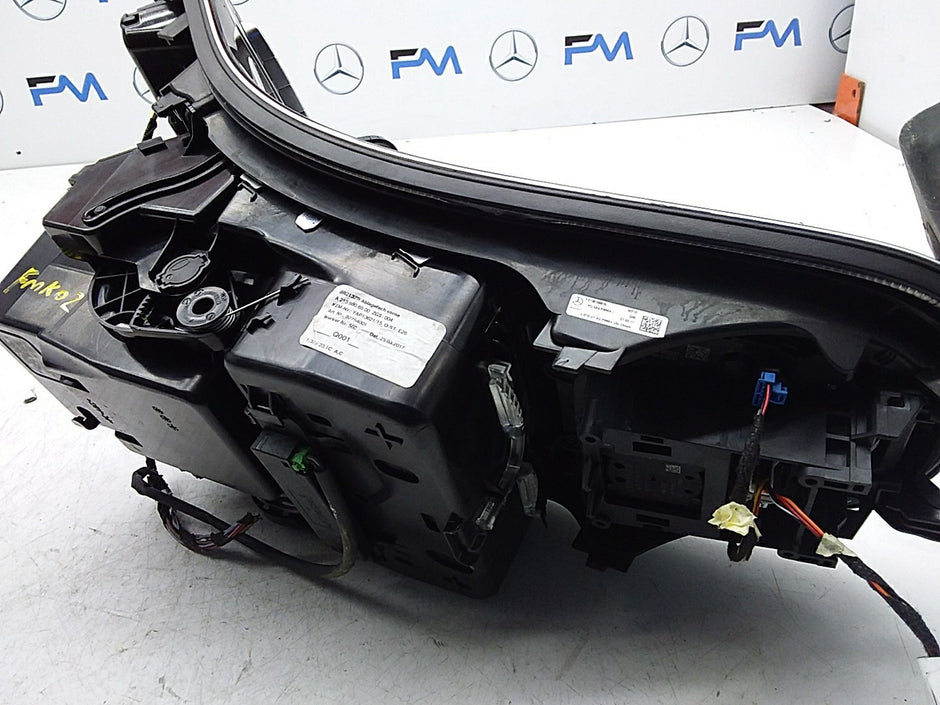 2016-2019 MERCEDES E CLASS W213 CENTRE  CONSOLE  A2135407421 FMK02