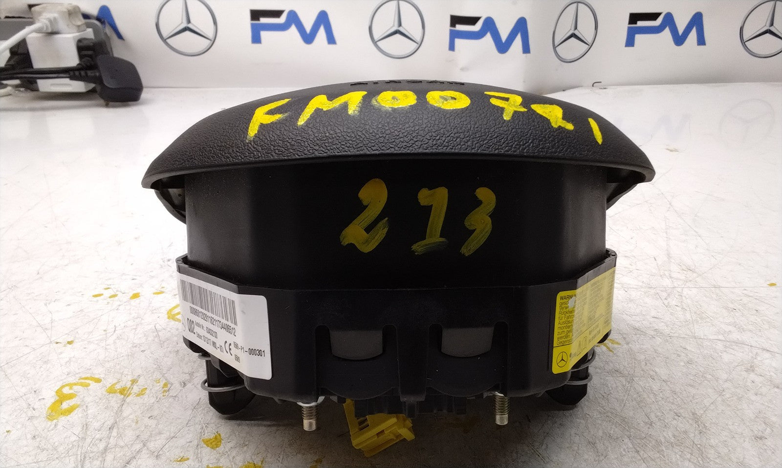 MERCEDES BENZ E-CLASS W213 STEERING WHEEL AIRBAG 634032100 FM00741