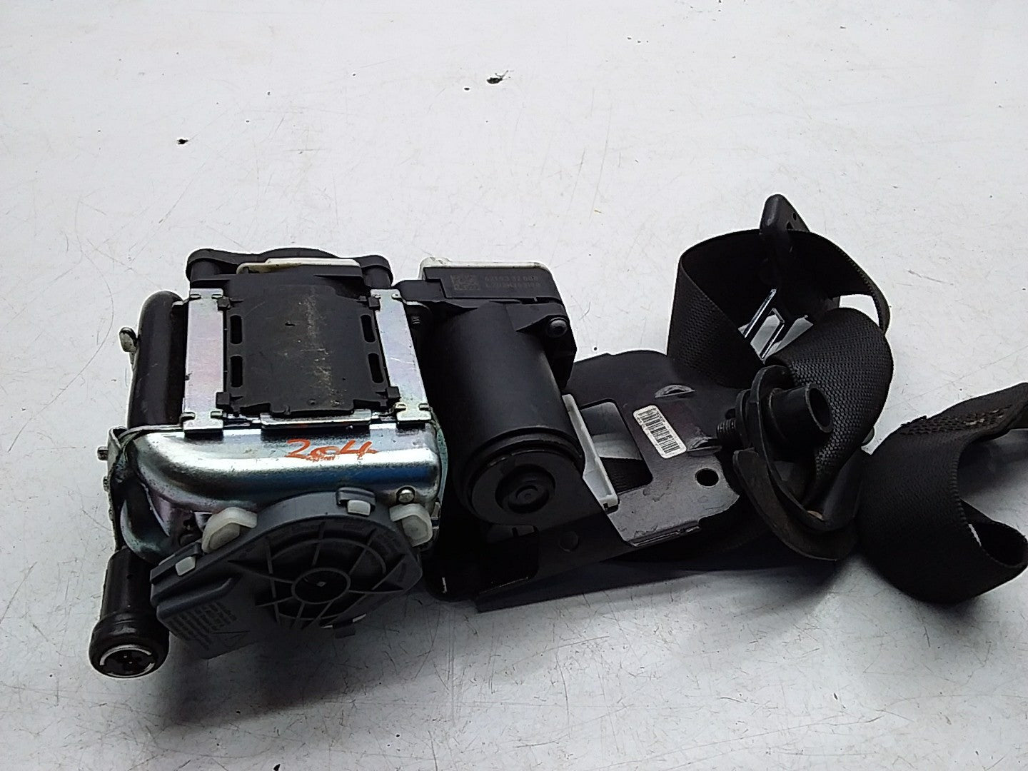 MERCEDES C-CLASS W204 SEAT BELT FRONT RIGHT DRIVER SIDE A2048602485 FMS235 OSF