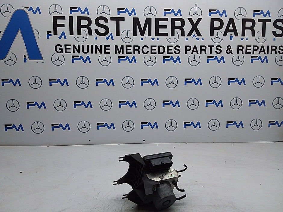 MERCEDES BENZ GLA CLASS ABS PUMP A0004312600 FMR12