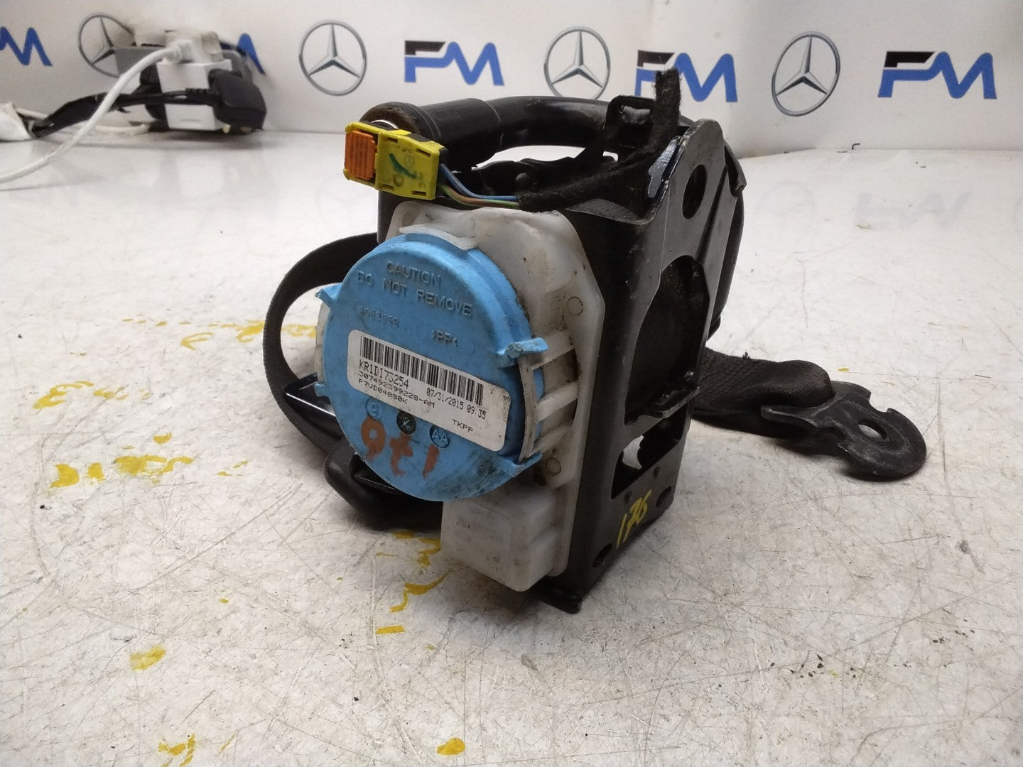 MERCEDES A CLASS W176 REAR L / R SIDE SEAT BELT A1768602385 FMS172 NSR OSR
