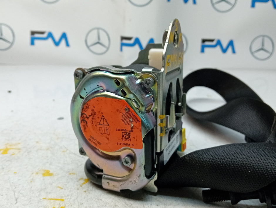 MERCEDES A CLASS  FRONT LEFT SEAT BELT WITH PRETENSIONER A1778600700 FMS65 NSF