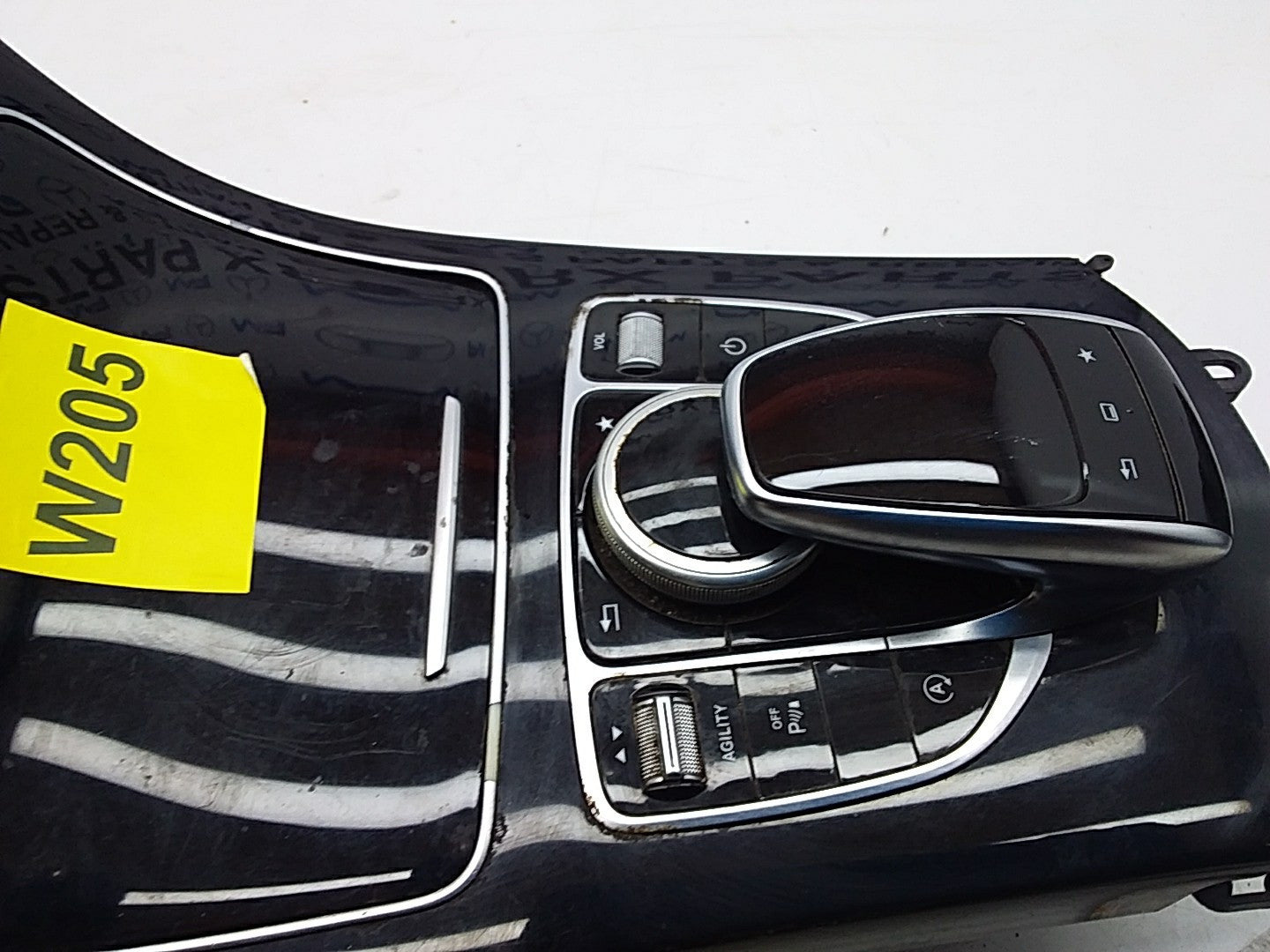 2014 ONWARDS MERCEDES C-CLASS W205 CENTRE  CONSOLE  A2054402032 FMK16