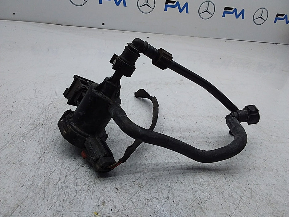 MERCEDES BENZ E-CLASS PURGE VALVE W207 E200 COUPE PURGE VALVE  A0014760532 FMR14