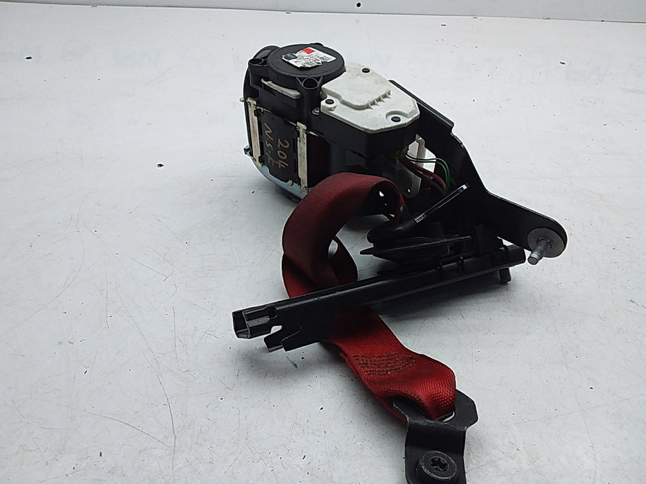 MERCEDES C-CLASS W204 SEAT BELT FRONT LEFT PASSENGER SIDE A2048602385 FMS202 NSF