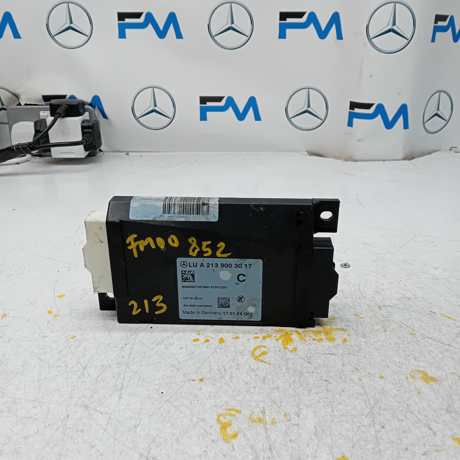 MERCEDES E CLASS IGNITION CONTROL MODULE ECU A2139003017 W213 FM00852