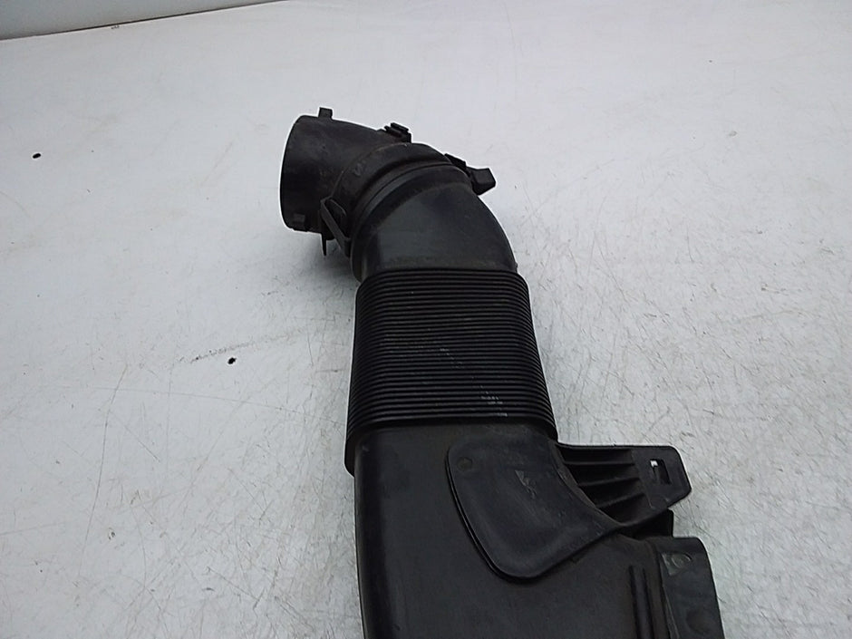 MERCEDES BENZ C-CLASS W205 AIR INTAKE TUBE A6510903242 FMI47