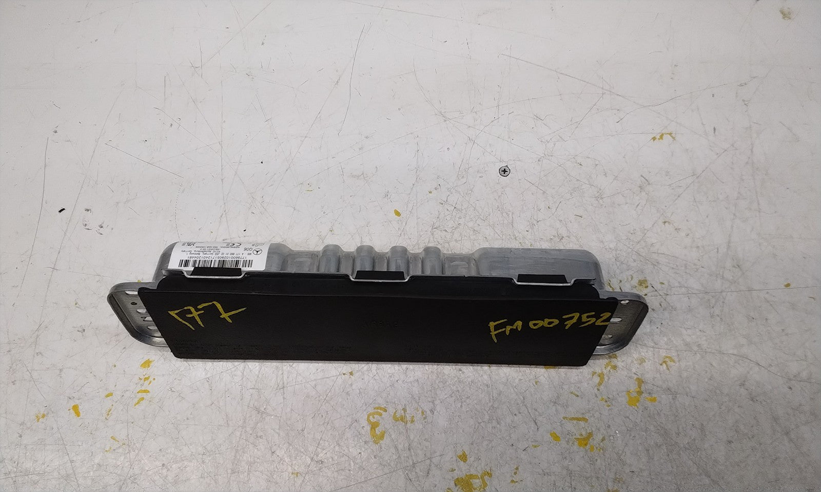 2019 MERCEDES BENZ A-CLASS W177 DRIVER SIDE KNEE AIRBAG A1778600102 FM00752