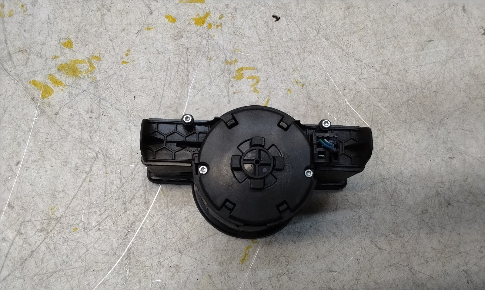 MERCEDES C-CLASS W204 HEADLIGHT CONTROL SWITCH 2014 A2049053103 FM001024