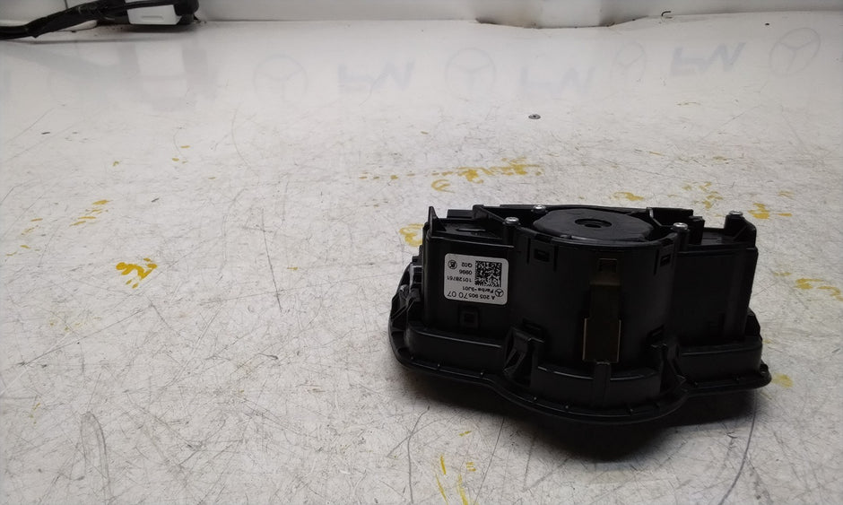 MERCEDES C-CLASS W205 HEADLIGHT CONTROL SWITCH 2014-2020 A2059057007 FM001018