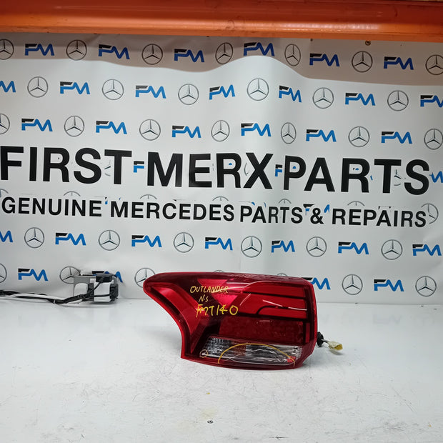 MITSUBISHI OUTLANDER MK3 2015-19 PASSENGER SIDE NS OUTER REAR TAIL LIGHT FMT140