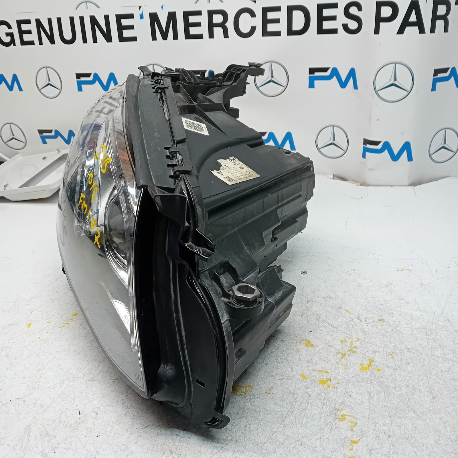 MERCEDES E-CLASS W213 HEADLIGHT DRIVER SIDE OS RIGHT A2129069608 2018 FMH177