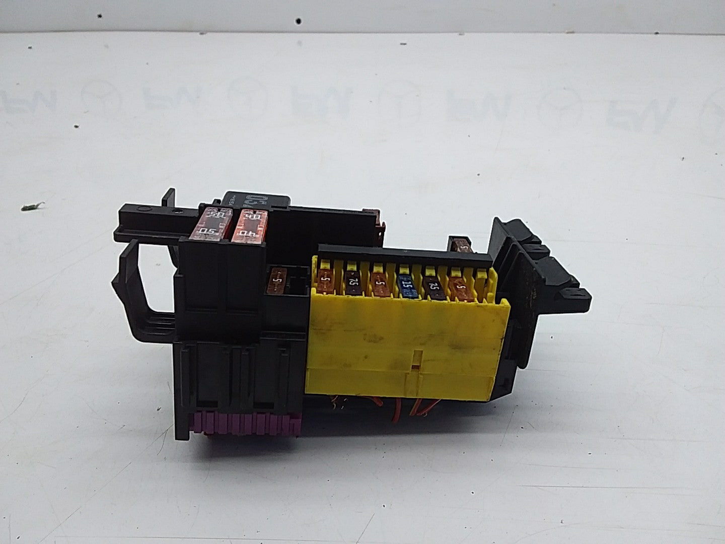 MERCEDES C CLASS FUSE RELAY BOX A2059067200 W205 2014 - 2021 FMF23