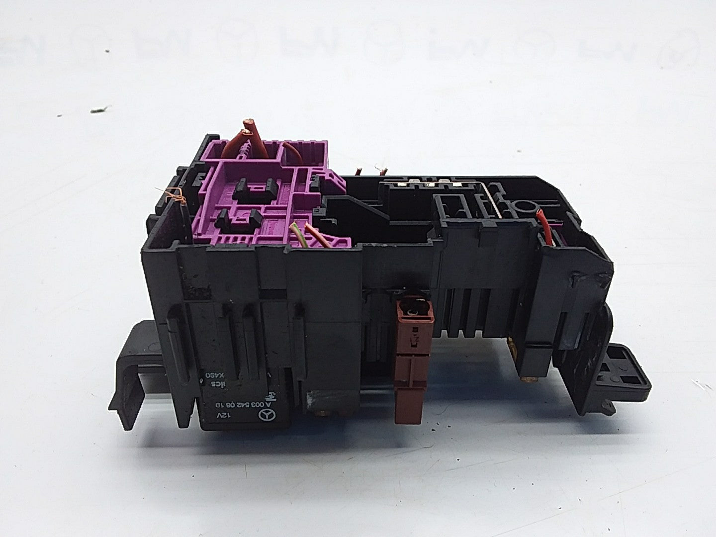 MERCEDES C CLASS FUSE RELAY BOX A2059067200 W205 2014 - 2021 FMF22