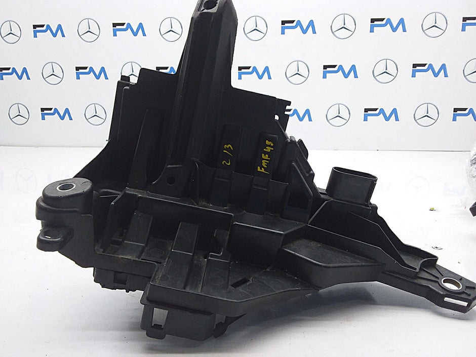 MERCEDES BENZ E-CLASS W213 FUSE BOX RELAY DISTRIBUTION BOX A2135403939 FMF45