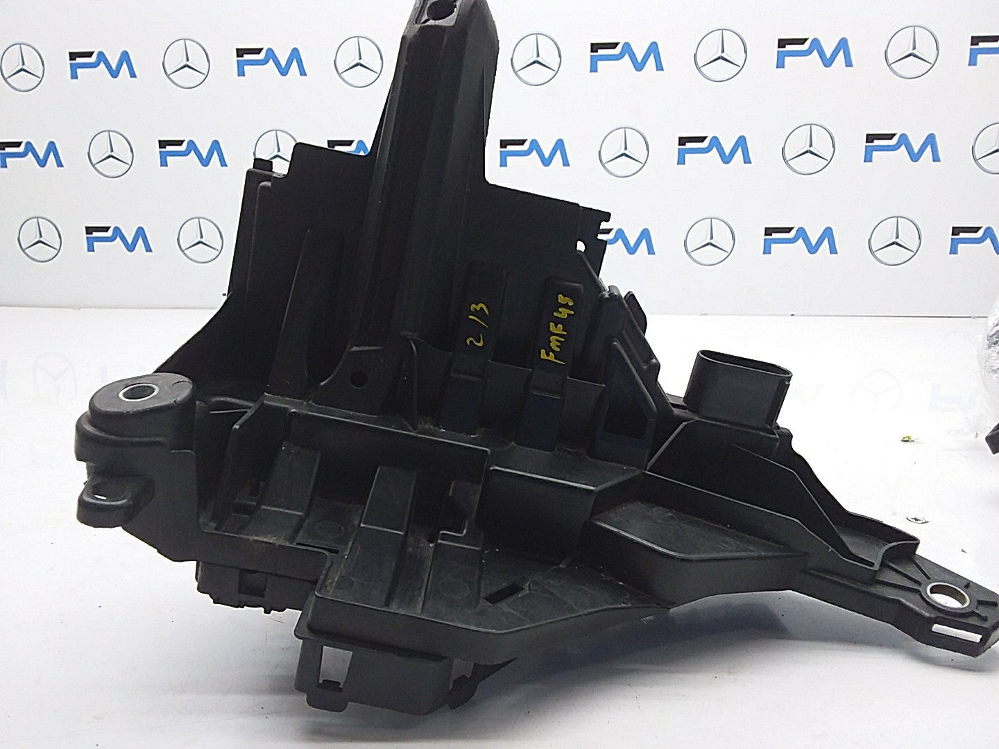 MERCEDES BENZ E-CLASS W213 FUSE BOX RELAY DISTRIBUTION BOX A2135403939 FMF45