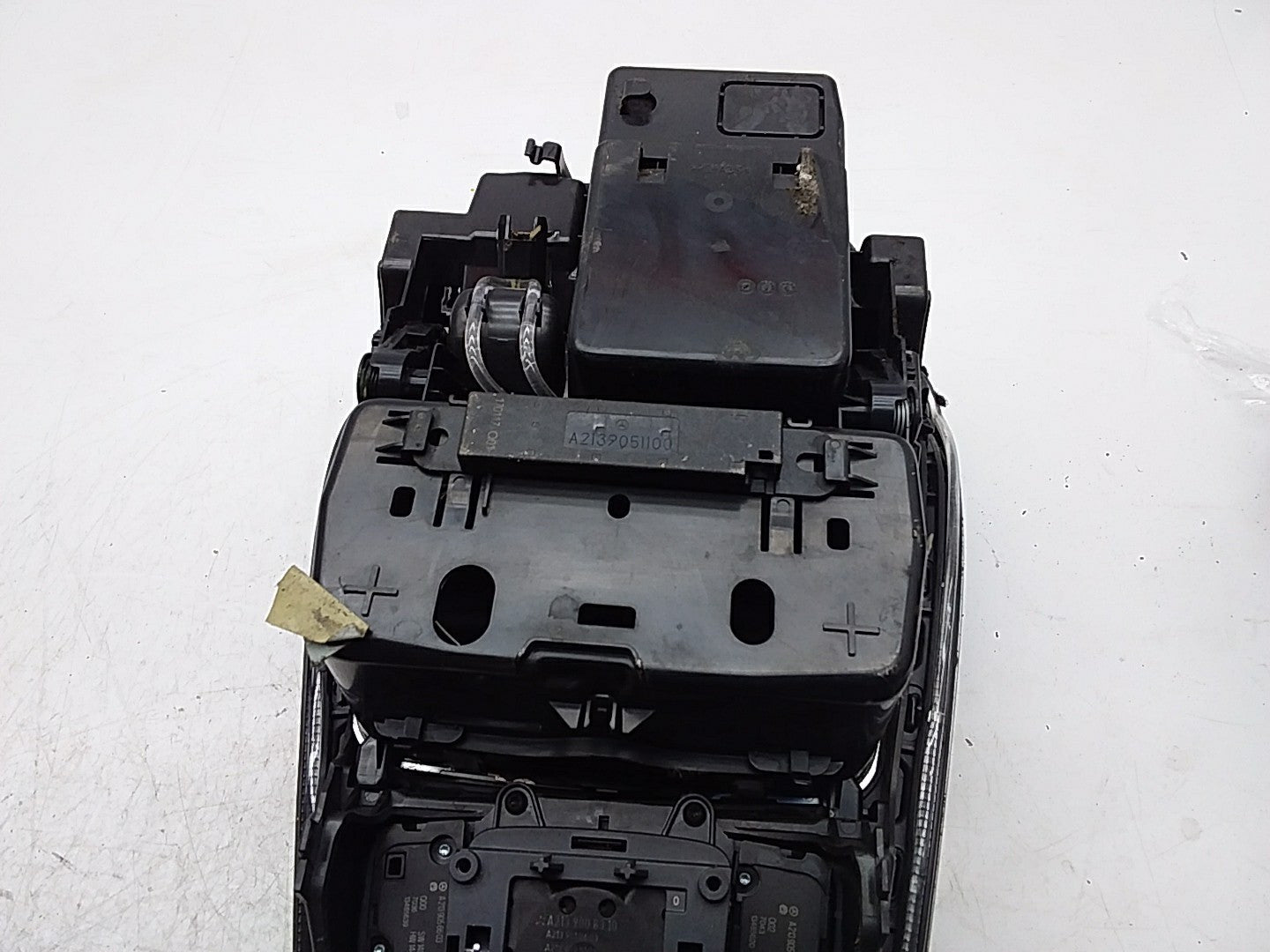 2016-2019 MERCEDES E CLASS W213 CENTRE  CONSOLE  A2138100815 FMK08