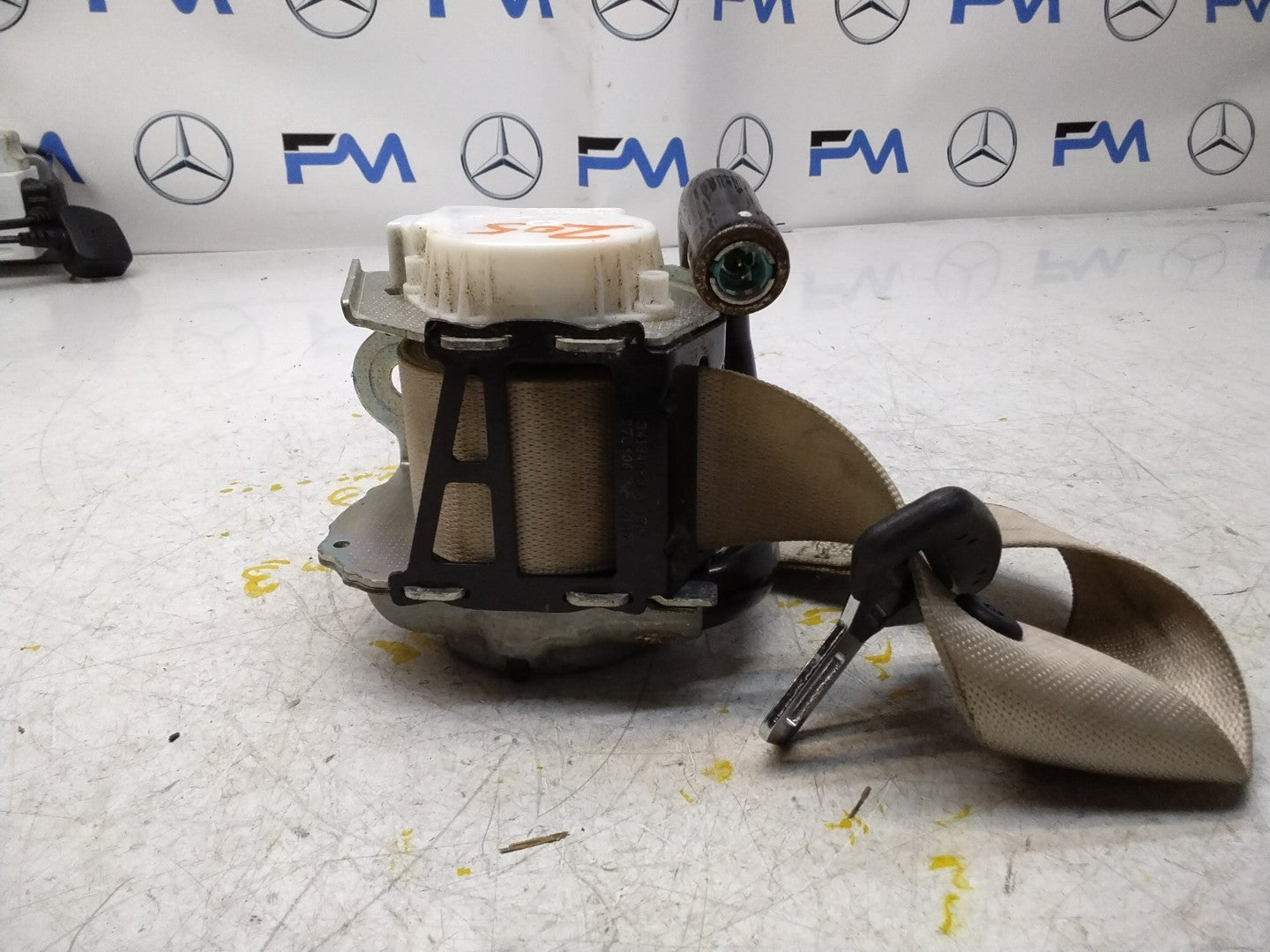MERCEDES C CLASS W205 REAR PASSENGER SIDE SEAT BELT A2058600585 FMS315 NSR