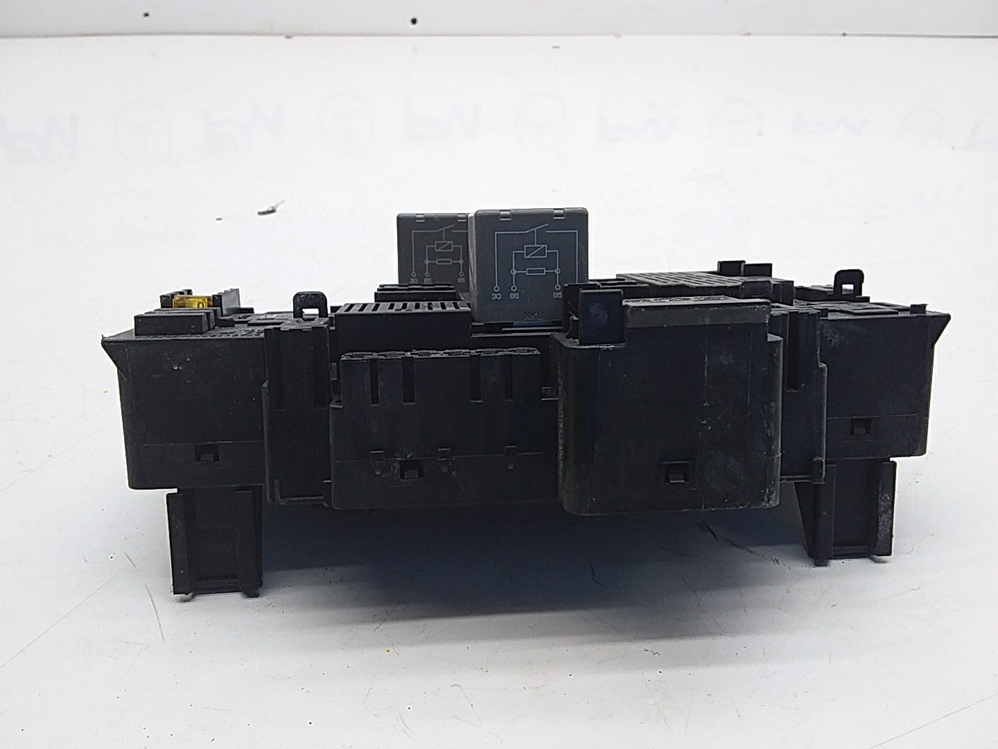 MERCEDES E CLASS FUSE RELAY BOX A2139065706 W213 2016 ONWARDS  FMF52