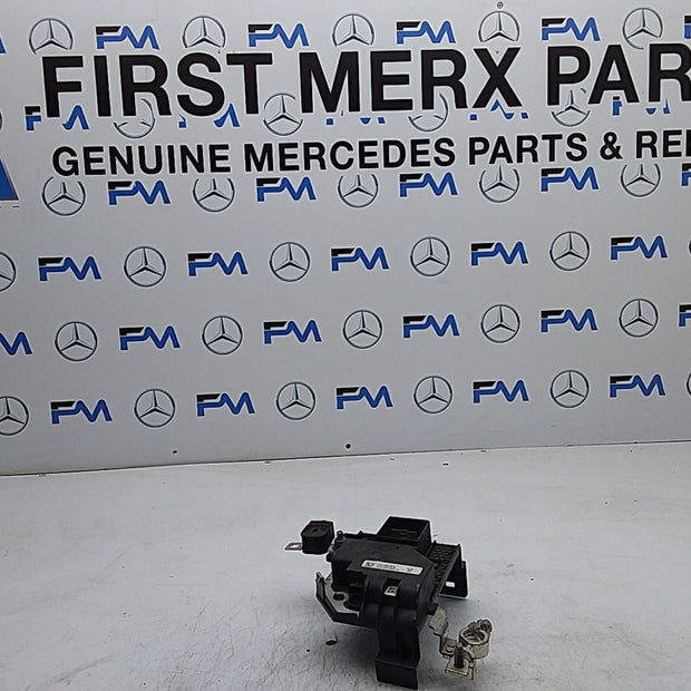 MERCEDES  B-CLASS W247 BATTERY TERMINAL LIMITER BRACKET UNIT A2479067502 FMR10