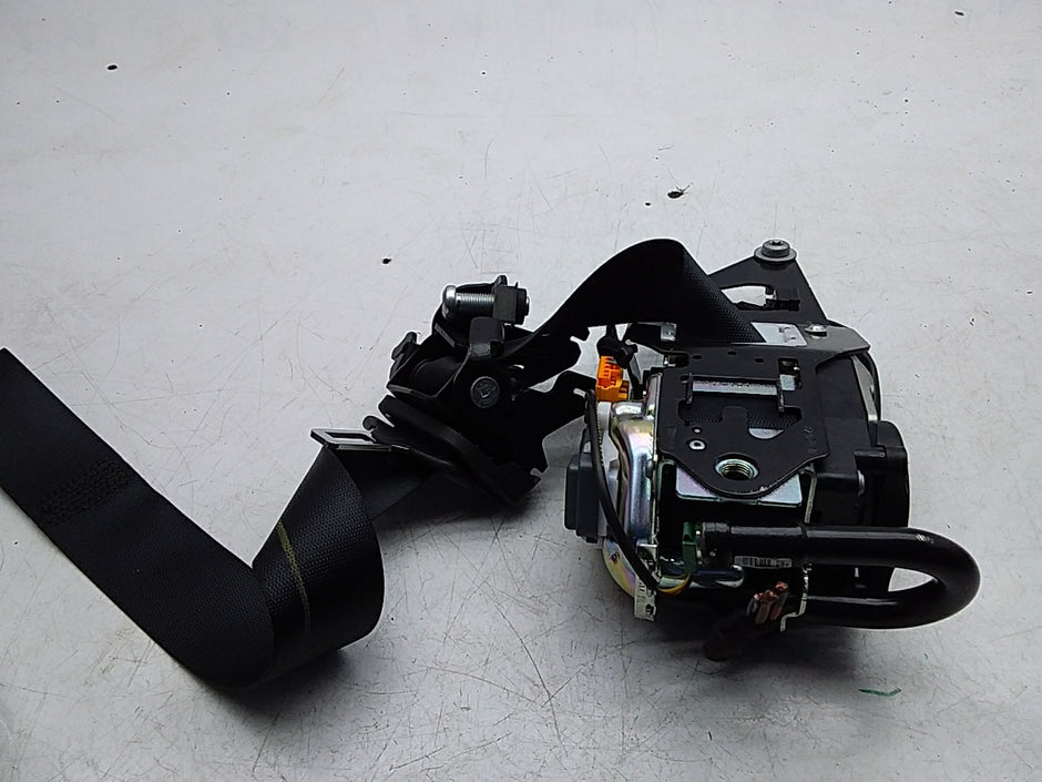 MERCEDES E-CLASS W238 SEAT BELT FRONT LEFT PASSENGER SIDE A2388602800 FMS262 NSF