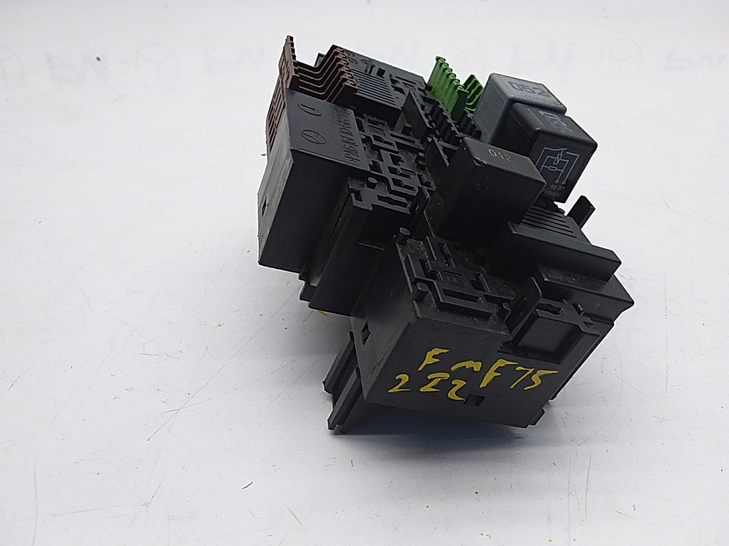 MERCEDES BENZ S-CLASS W222 FUSE BOX RELAY A2229063202 FMF75