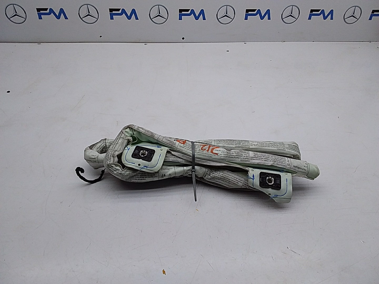 MERCEDES BENZ W212 E CLASS ROOF CURTAIN AIRBAG RIGHT SIDE A2128604202 FM219