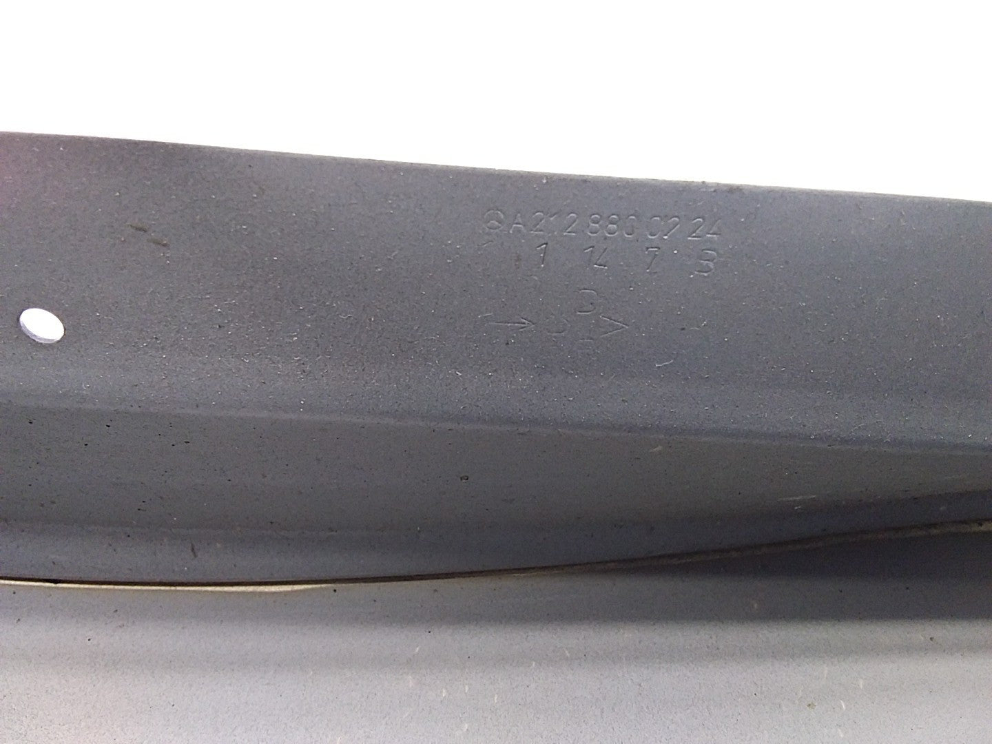 MERCEDES  E-CLASS W212 OS RIGHT DRIVER SIDE WINGS FMW22 A2128800224 