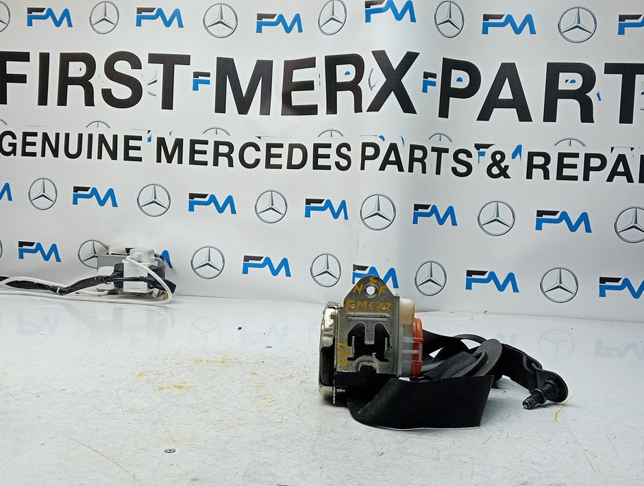 MERCEDES A CLASS  FRONT LEFT SEAT BELT WITH PRETENSIONER A1778600700 FMS73 NSF