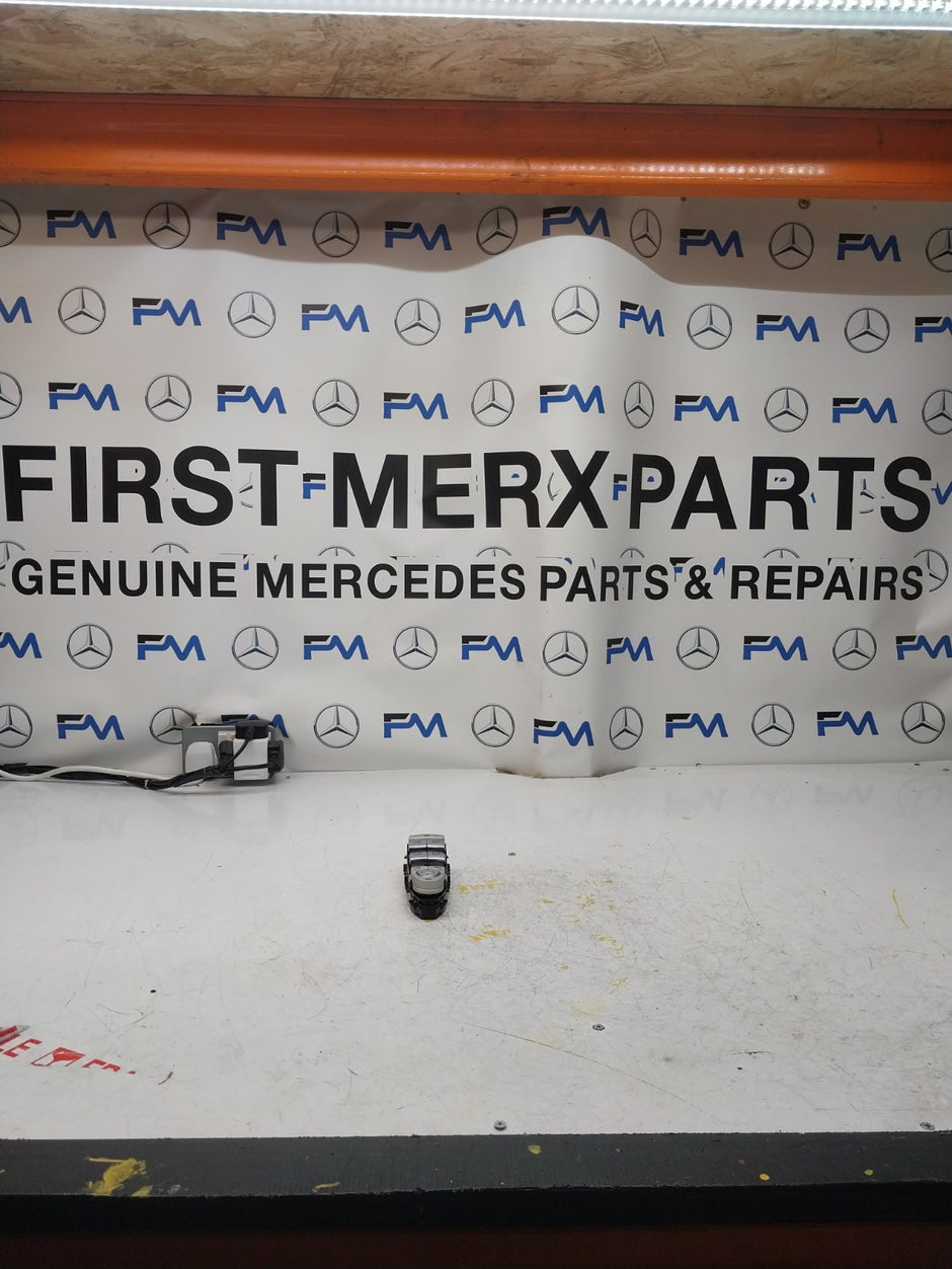 MERCEDES W205 W213 C,E, GLC CLASS WINDOW SWITCH BLOCK FRONT DOOR RIGHT FMW1