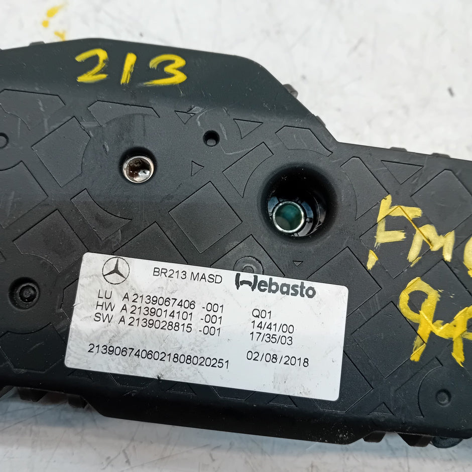MERCEDES BENZ E-CLASS W213 2018 SUNROOF MOTOR  A2139067406 FM00942