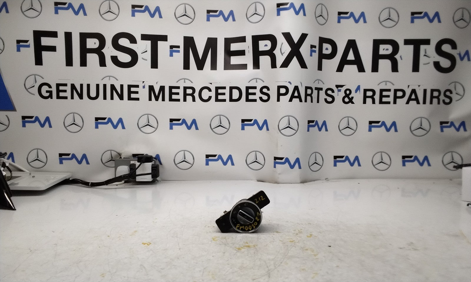 MERCEDES E-CLASS W212 HEADLIGHT CONTROL SWITCH 2012 A2129056800 FM001023