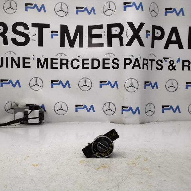MERCEDES E-CLASS W212 HEADLIGHT CONTROL SWITCH 2012 A2129056800 FM001023