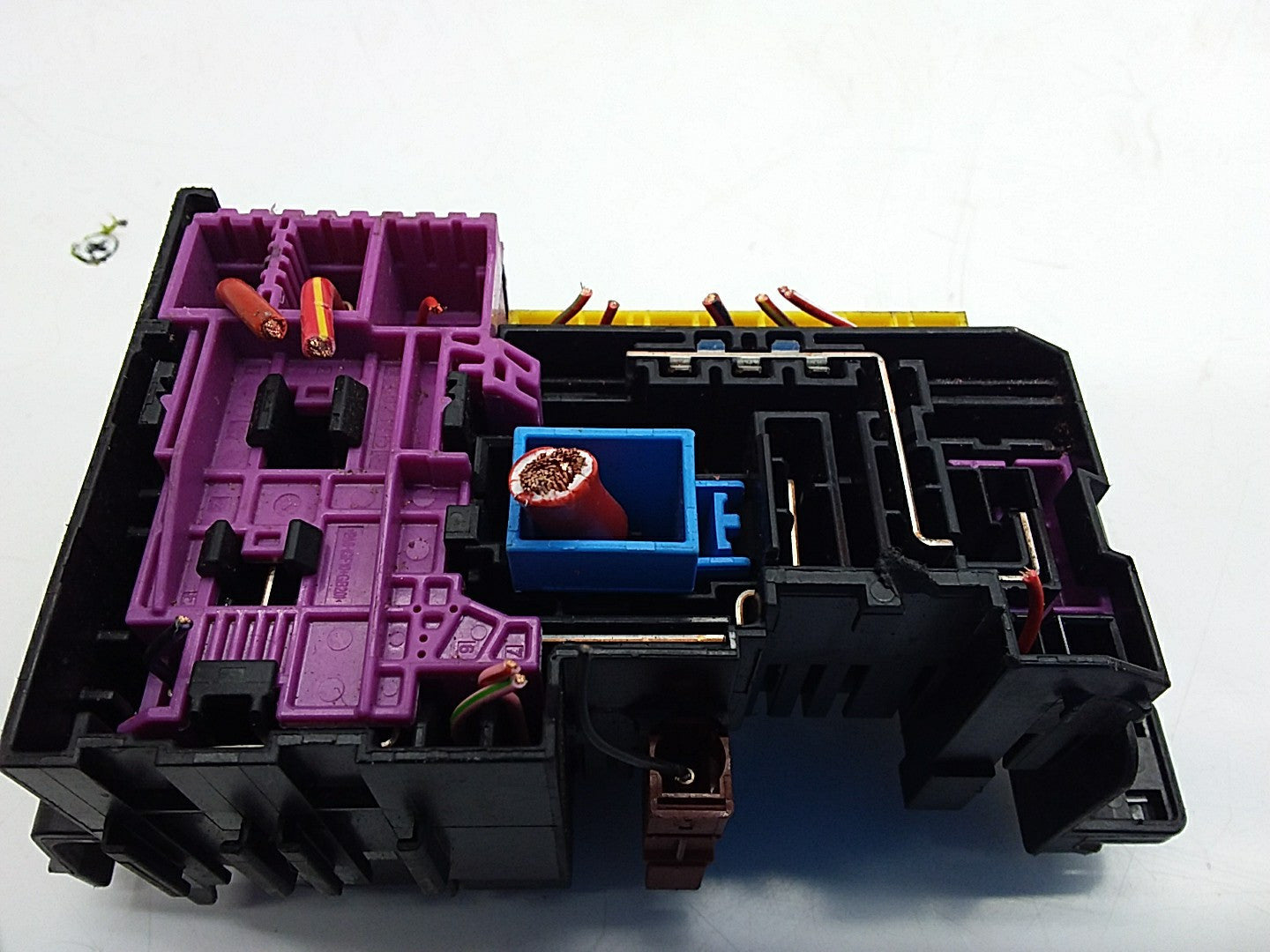 MERCEDES C CLASS FUSE RELAY BOX A2059067200 W205 2014 -2021 FMF15