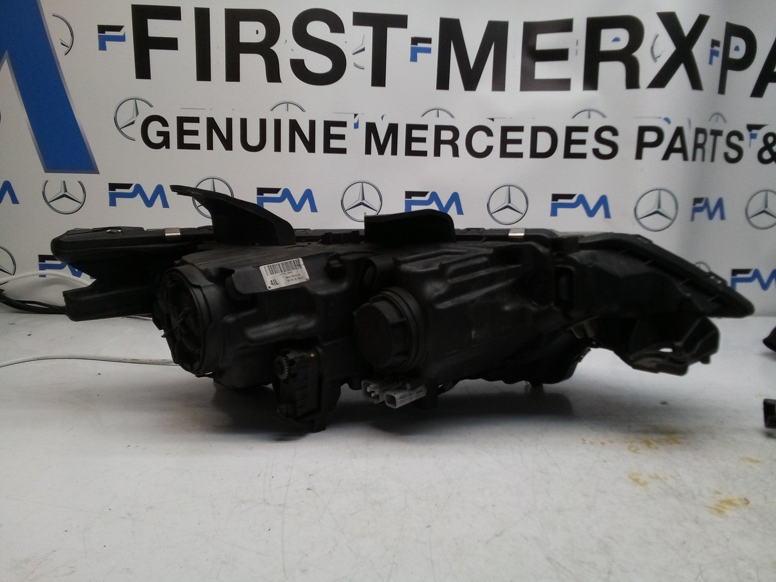 MITSUBISHI OUTLANDER MK3 2015 HEADLIGHT PASSENGER NS LEFT L0094I 086Q FMH169