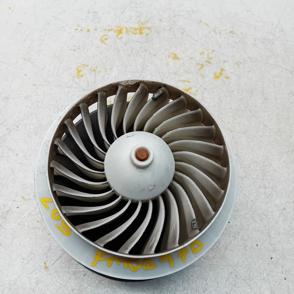 MERCEDES BENZ W205 C-CLASS INTERIOR BLOWER HEATER FAN 0130309002 FM00970