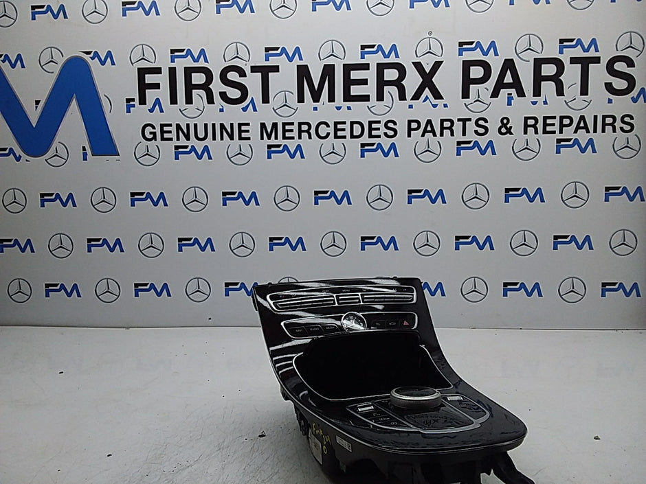 2016-2019 MERCEDES E CLASS W213 CENTRE  CONSOLE  A2138100815 FMK124