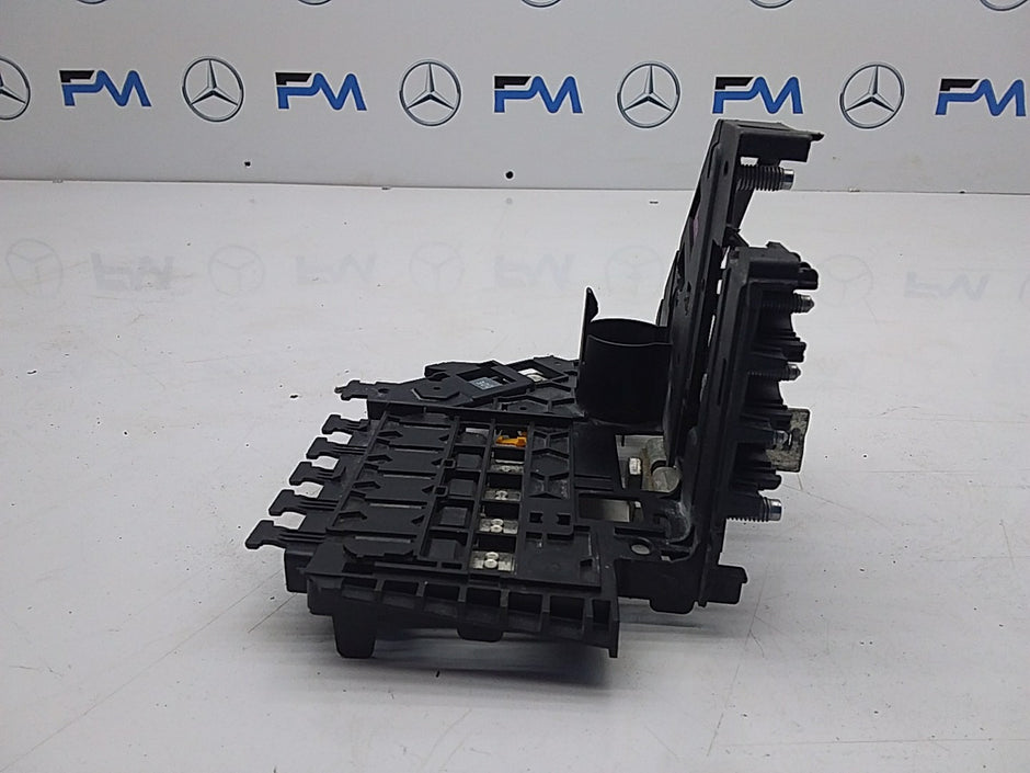 Mercedes C-CLASS W205 Fuse Relay Junction Box A2055407011 FMF08